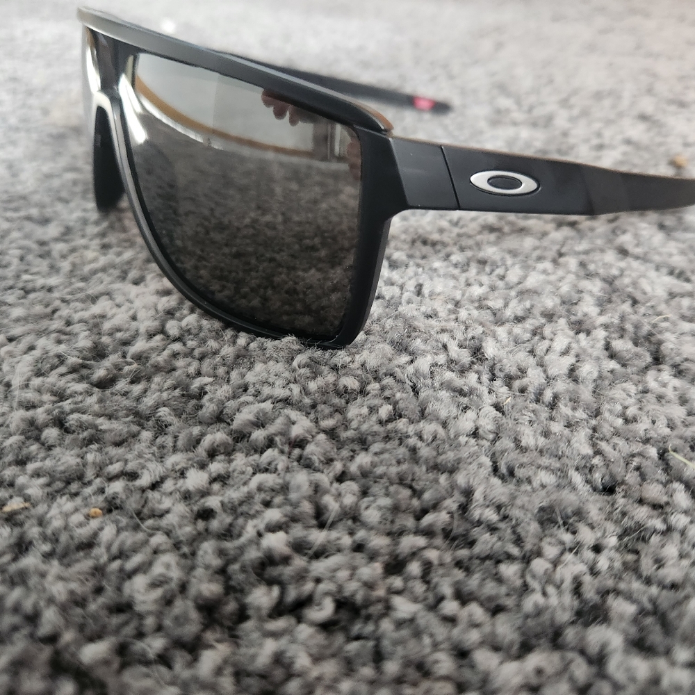 Oakley Castel